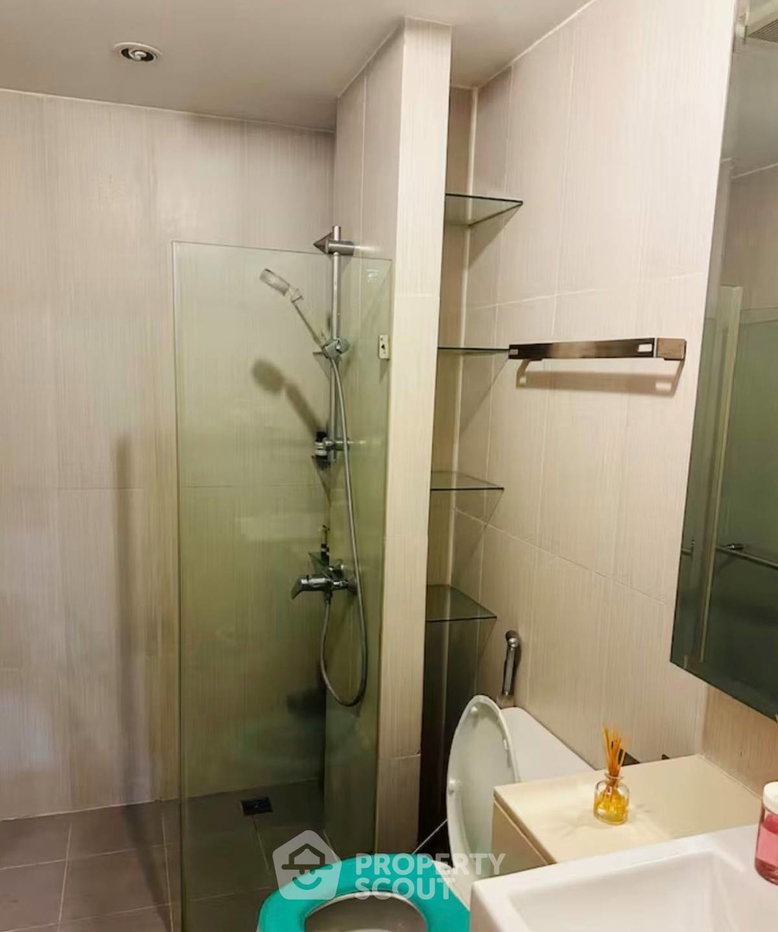 รูป คอนโด 1-ห้องนอน ที่ ซีนิธ เพลส สุขุมวิท 42 คอนโดมิเนียม ใกล้ BTS เอกมัย (ID 2308341) - รูปที่ 2/7