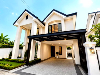 Houses for sale Bangkok : 4 Bedrooms Tararom Ramkhamhaeng 150  SALE Detached-House