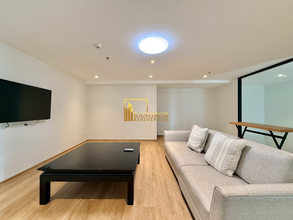 รูป Beautifully Renovated 4 Bedroom Duplex Penthouse in Ekkamai - BR20841AP - รูปที่ 19/57