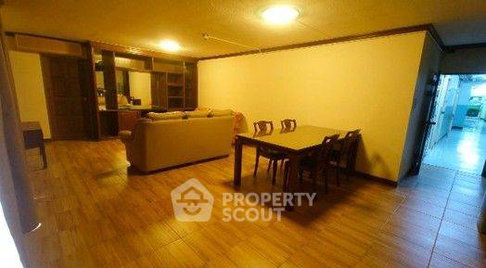2-BR Condo at Ratchathewi Tower Condominium near BTS Ratchathewi (ID 2984974)