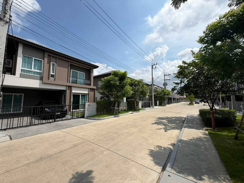 บ้านเดี่ยวให้เช่า : ปล่อยเช่าบ้านหลังใหม่ ติดสวน วิวสวนสวย พร้อมอยู่  โครงการ PLENO เพชรเกษม 91 (พลีโน่ เพชรเกษม 91)