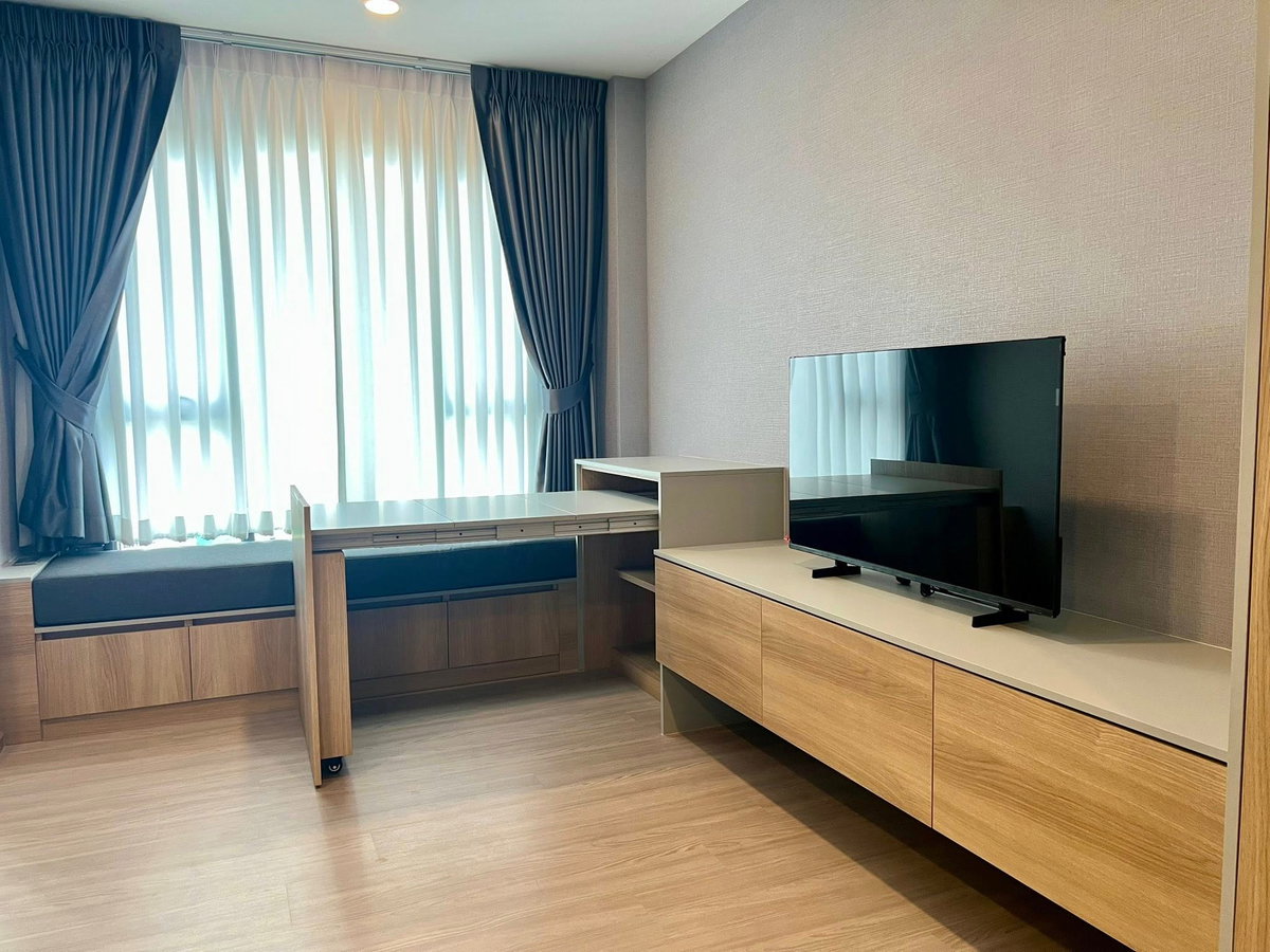 รูป [VR0369] 🔥 16,000/เดือน | Aspire สุขุมวิท-พระราม 4 ห้องใหม่กริ๊บ สตูดิโอ 31.42 ตร.ม. ชั้น 24 ครัวแยกเป็นสัดส่วน แต่งครบพร้อมอยู่! 🔥 - รูปที่ 2/5
