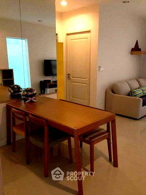 Condos for rent : 2-BR Condo at Q. House Sathorn near BTS Krung Thon Buri (ID 2984058)