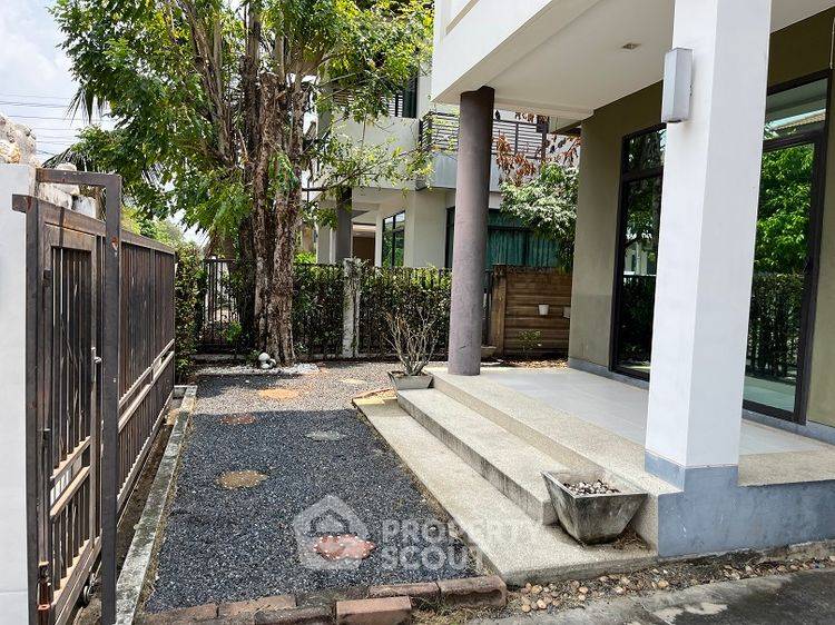 picture 3-BR House at Saransiri Phaholyotin - Saimai in Sai Mai (ID 2984797) - 9/11