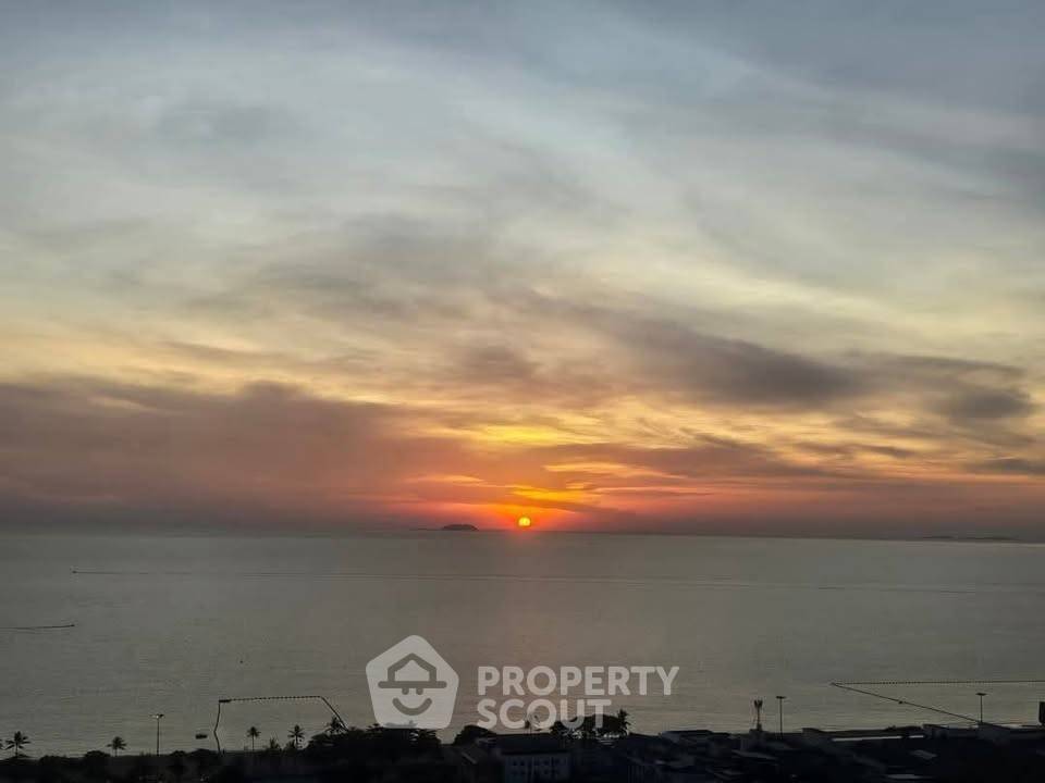 รูป คอนโด 1 ห้องนอน ชั้น 28 ที่ The Riviera Jomtien หาดจอมเทียน (ID 2986266) - รูปที่ 3/5