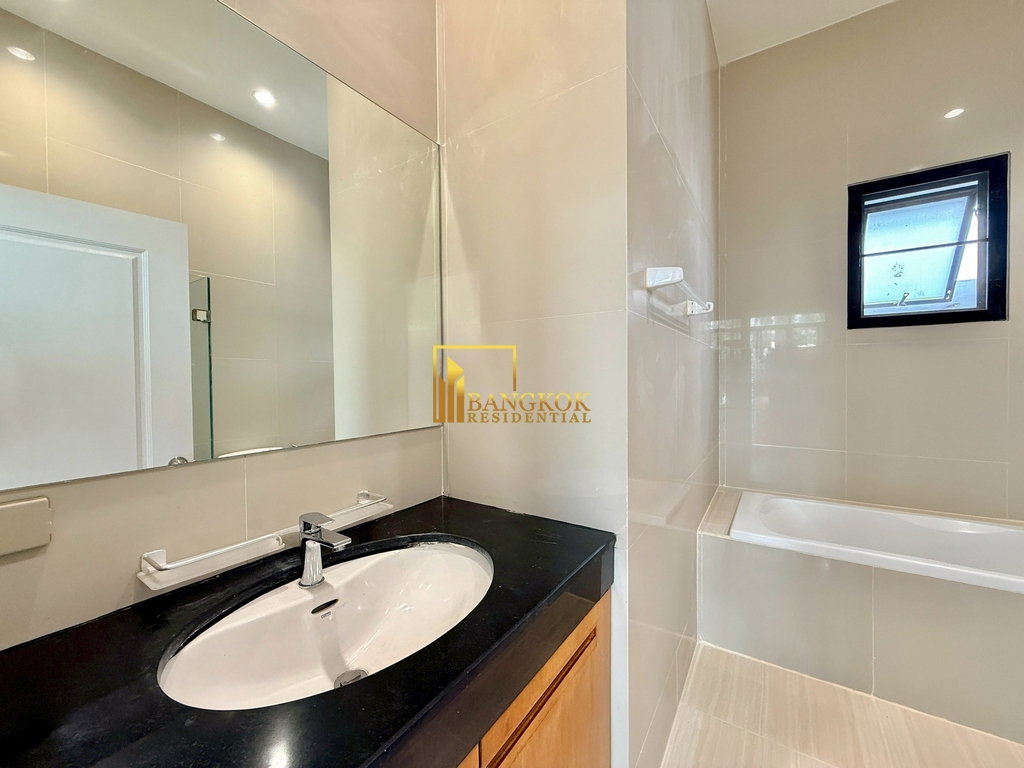 รูป SW 38 Place | Wonderful 4 Bedroom House in Private Compound - BR7706SH - รูปที่ 21/44