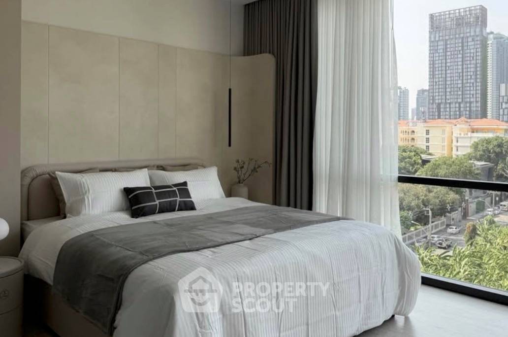 รูป คอนโด 2-ห้องนอน ที่ เดอะ รูม สุขุมวิท 38 ใกล้ BTS เอกมัย (ID 2983943) - รูปที่ 4/10
