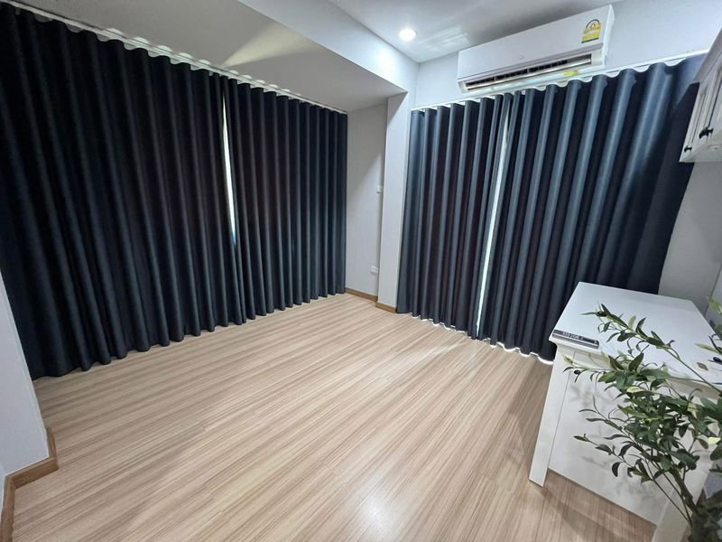 picture Single house for sale, corner unit, end unit, Ban Bueng, Chonburi. Good air, quiet and peaceful. - 7/16