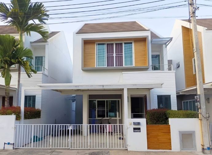 ขาย  บ้าน มาลาดา แม่ริม วิวสวน เฟอร์ครบ  3 ห้องนอน 3 ห้องน้ำ  30.21 ตร.วา