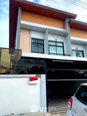 Houses for sale Bang Lamung Chonburi : 3-BR House at Grand PMC 7 close to Pattaya (ID 2985842)