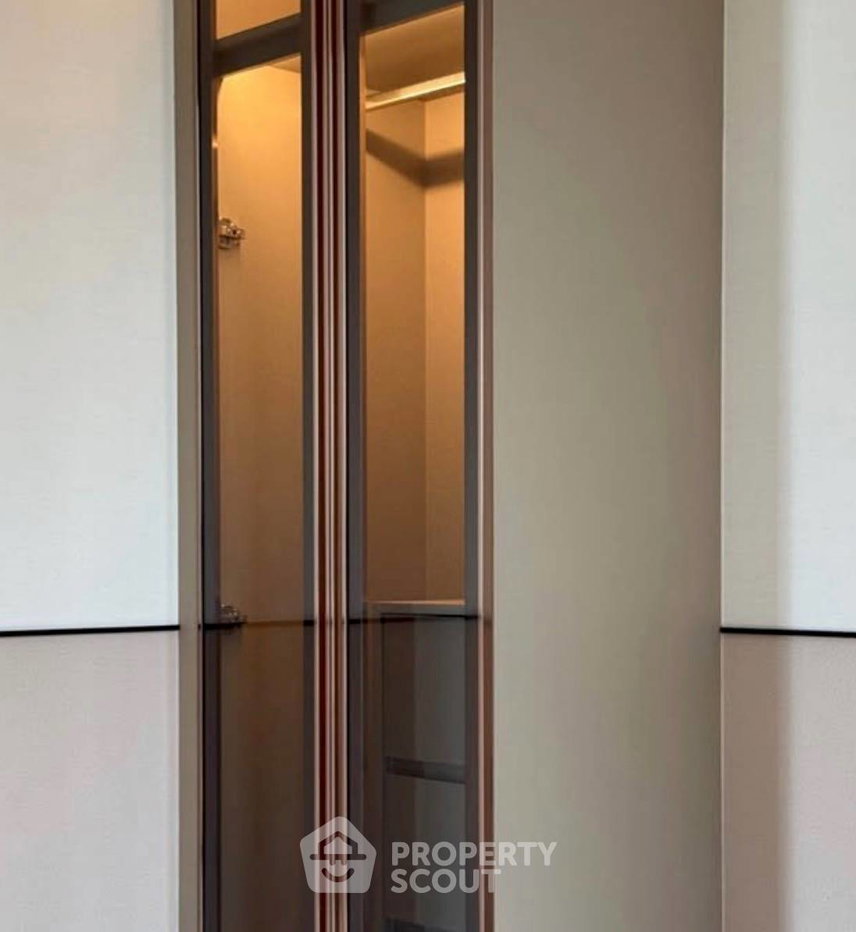 รูป คอนโด 2-ห้องนอน ที่ เดอะ รูม สุขุมวิท 38 ใกล้ BTS เอกมัย (ID 2983943) - รูปที่ 8/10