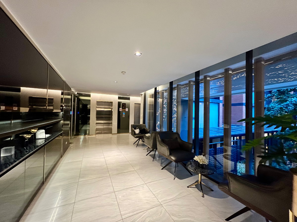 รูป ให้เช่า Quintara TreeHaus Sukhumvit 42 คอนโด Low-Rise ดีไซน์โดดเด่น ใกล้ BTS เอกมัย เพียงไม่กี่นาที พร้อมวิวสระว่ายน้ำส่วนกลางที่สวยที่สุดของโครงการ - รูปที่ 19/19