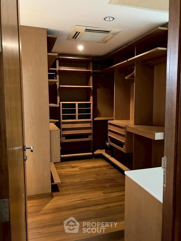 รูป คอนโด 3-ห้องนอน ที่ ไฟคัส เลน คอนโดมิเนียม ใกล้ BTS พระโขนง (ID 2986354) - รูปที่ 8/8