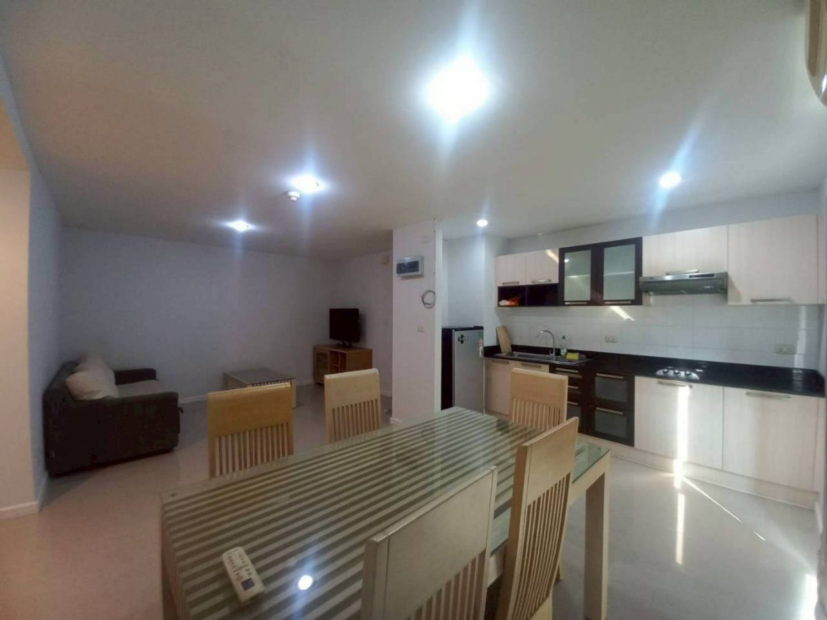 picture Metro Park Sathorn Condominium (Close to BTS) - 2/17