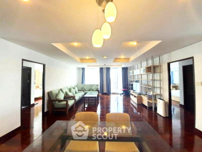 Condos for sale Assumption Convent Silom School : 3-BR Condo at Urbana Langsuan Condominium near BTS Ratchadamri (ID 824937)
