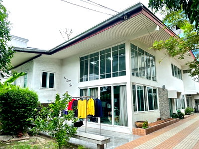 บ้านเดี่ยว กรุงเทพมหานคร : ขายบ้านเดี่ยวพระราม 9 ซอย 35 ทำเลดี ซอยบ้านหรู เข้าเมืองสะดวก