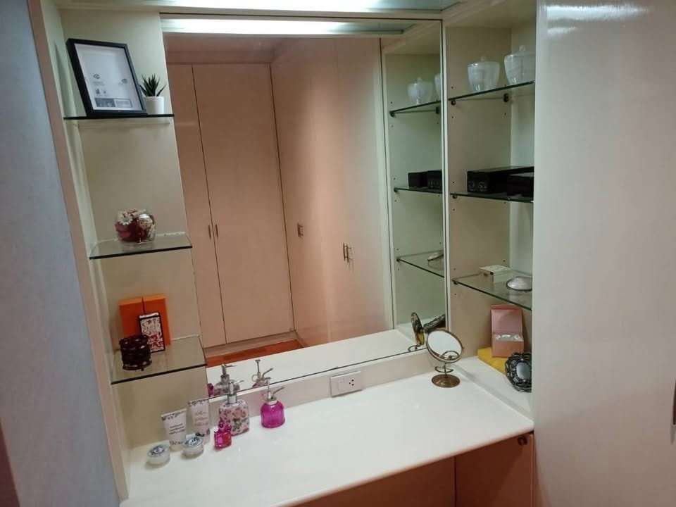picture RS6415 For Rent: Supalai Place Sukhumvit 39, near BTS Phrom Phong - 18/35