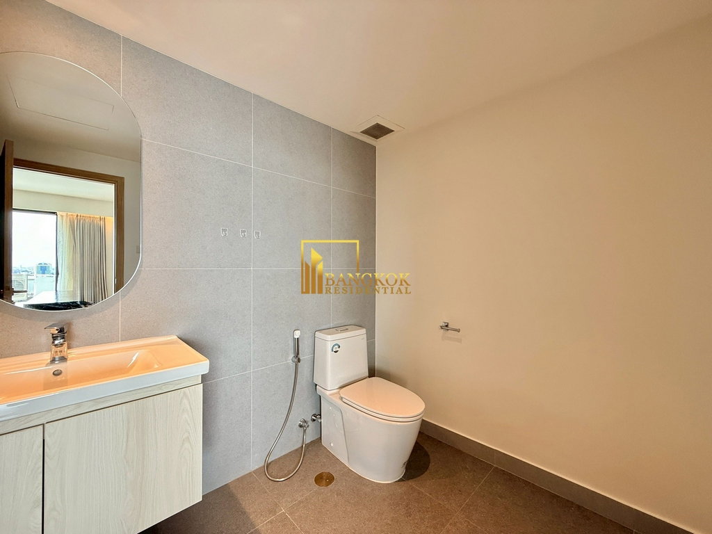 รูป Beautifully Renovated 4 Bedroom Duplex Penthouse in Ekkamai - BR20841AP - รูปที่ 16/57