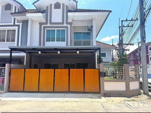 ✅ Corner townhouse for sale with furniture and electrical appliances. Near Rai Wanasin Market ✅ Soi Siam Country Club