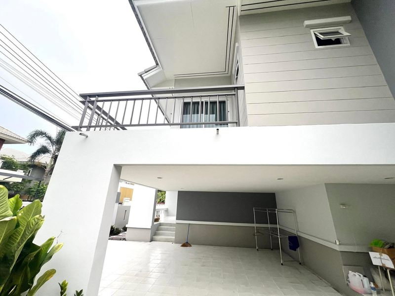 picture Single house for sale, corner unit, end unit, Ban Bueng, Chonburi. Good air, quiet and peaceful. - 14/16