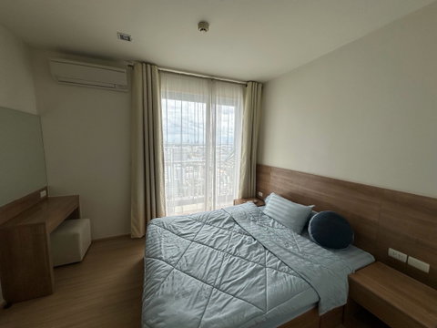 BTS On Nut 200 m. Condo Rhythm Sukhumvit 50 ( Rental ) Price 22,000 Baht