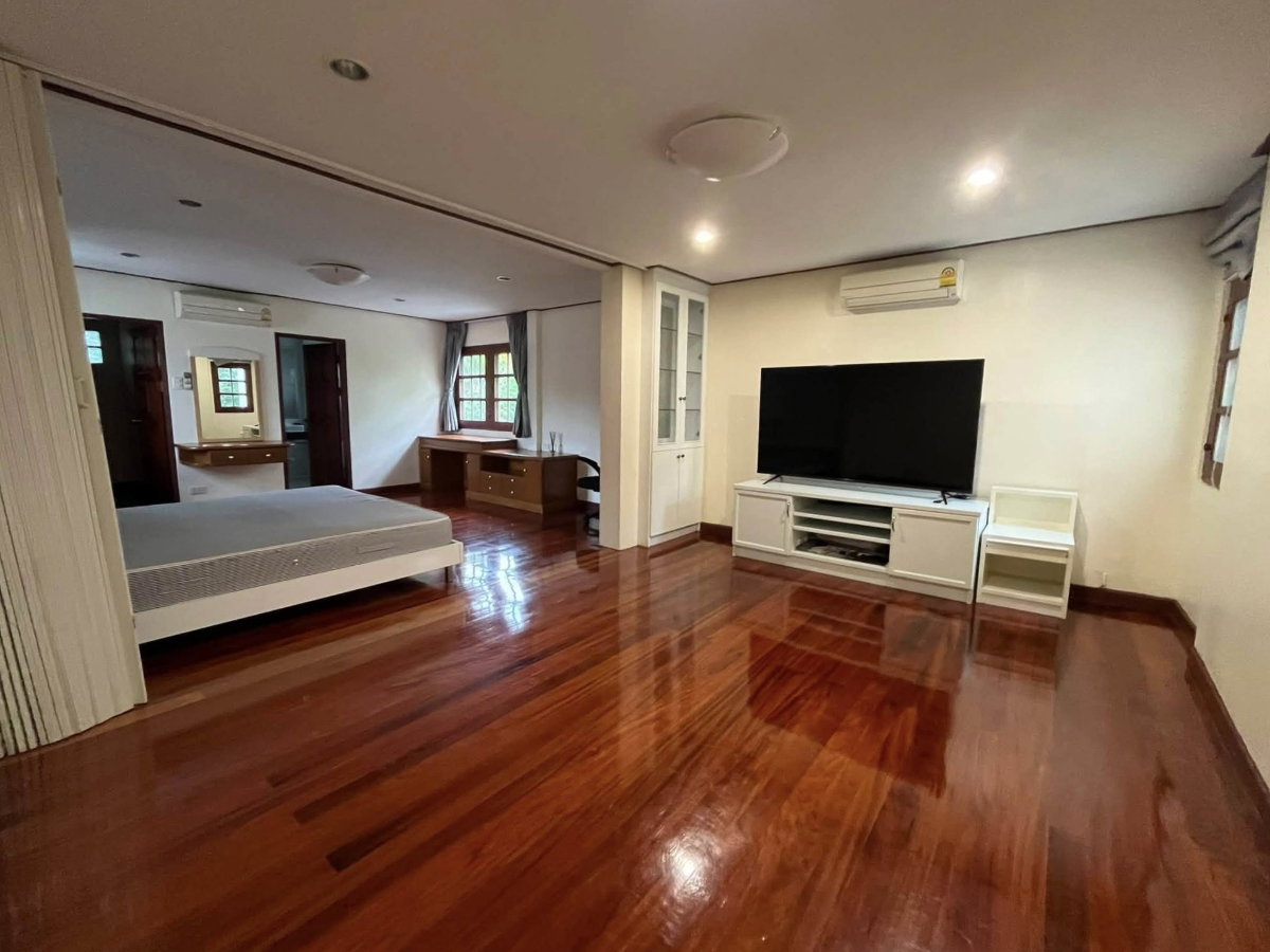 รูป ให้เช่า บ้านเดี่ยวหมู่บ้านปัญญา พัฒนาการ 5 ห้องนอน 5 ที่จอดรถ - รูปที่ 10/21