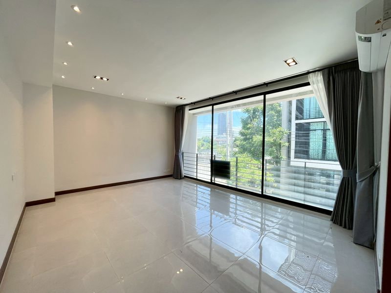 รูป ให้เช่า Home Office 4 ชั้น ทำเลศรีนครินทร์ – ศรีด่าน 11 (แบริ่ง 68) - รูปที่ 4/20