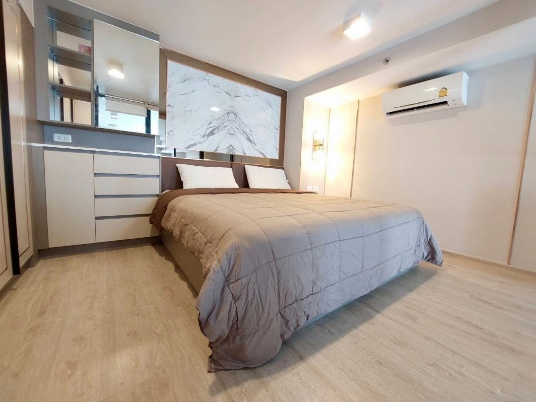 รูป ราคาตัดใจ ขายขาดทุน Rare Duplex Unit ติด BTS วงเวียนใหญ่ เพียง 140 เมตร ไอดีโอ สาทร-วงเวียนใหญ่ ( Ideo Sathorn WongwianYai ) ห้องแต่งครบ  - รูปที่ 8/20