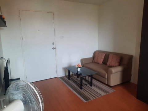 MRT Sri thepha 400 m. Condo Lumpini Mixx Thepharak - Srinakarin ( Rental ) Price  5,000 Baht