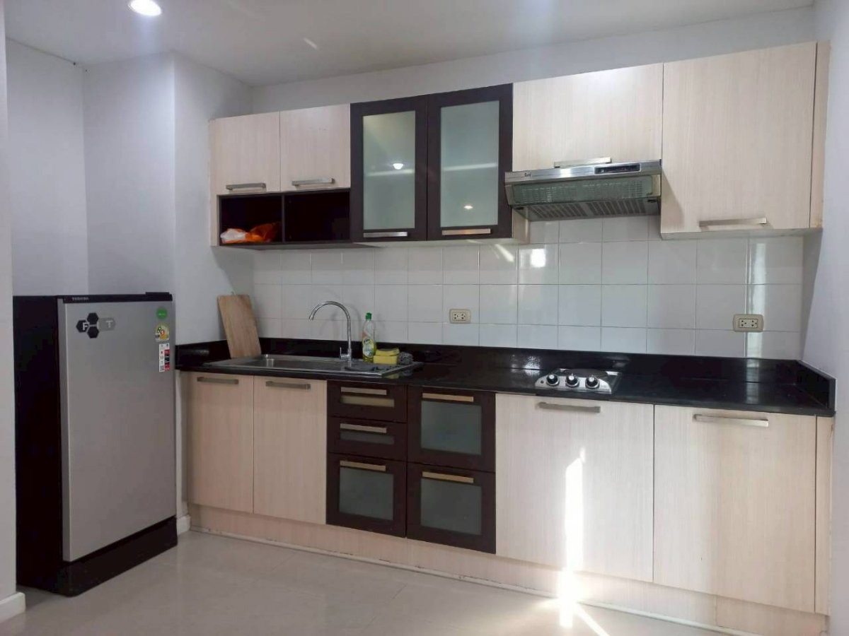 picture Metro Park Sathorn Condominium (Close to BTS) - 4/17