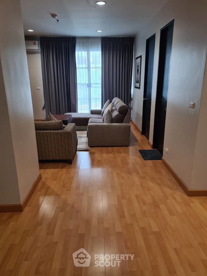 picture 2-BR Condo at Citi Smart Sukhumvit 18 near BTS Asok (ID 1499221) - 3/13