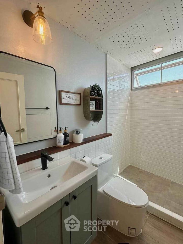 รูป คอนโดให้เช่า 3 ห้องนอน 82 ตร.ม. Modern Home Tower ใกล้ MRT วัดมังกร (ID 2984604) - รูปที่ 8/8
