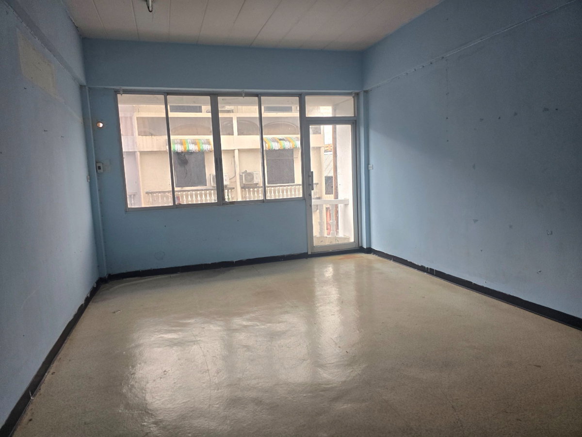 picture FOR RENT  COMMERCIAL BUILDING PROPERTY  15000 BAHT per MONTH - 15/15