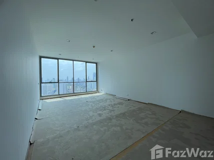 Top floor corner unit at Hyde 13 1755554