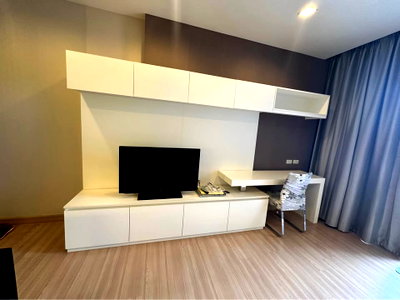คอนโดให้เช่า : เช่าคอนโด Urbano Absolute Sathon - Taksin/เออบาโน่ แอบโซลูท สาทร - ตากสิน (T6906017) ID Line : @rent24