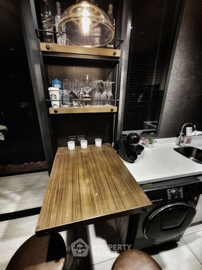 picture 1-BR Condo at Life One Wireless near BTS Phloen Chit (ID 1526955) - 6/18
