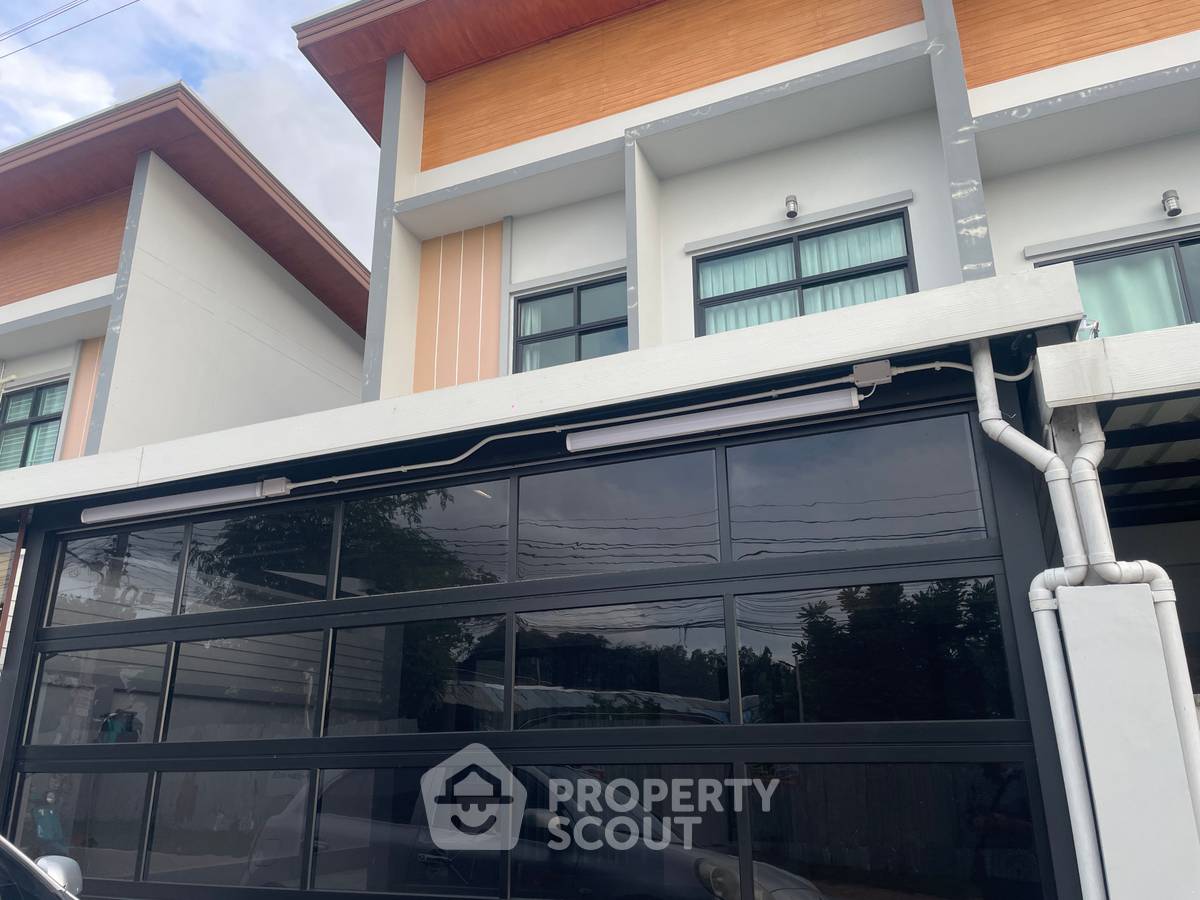 รูป บ้าน 3-ห้องนอน ที่ แกรนด์ พีเอ็มซี 7 ใกล้ เมืองพัทยา (ID 2985842) - รูปที่ 5/32