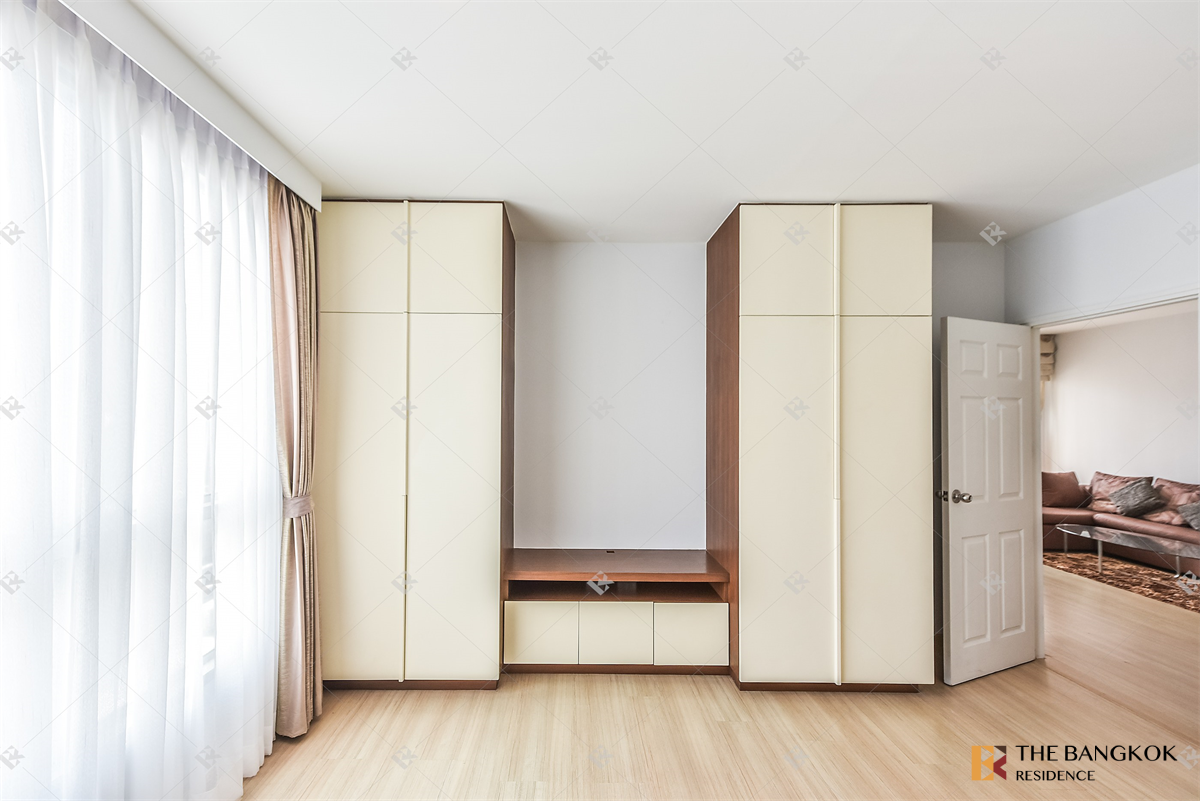 picture Book quickly before the room is gone!! Life@Sathorn 10 near BTS Saint Louis - 3/10