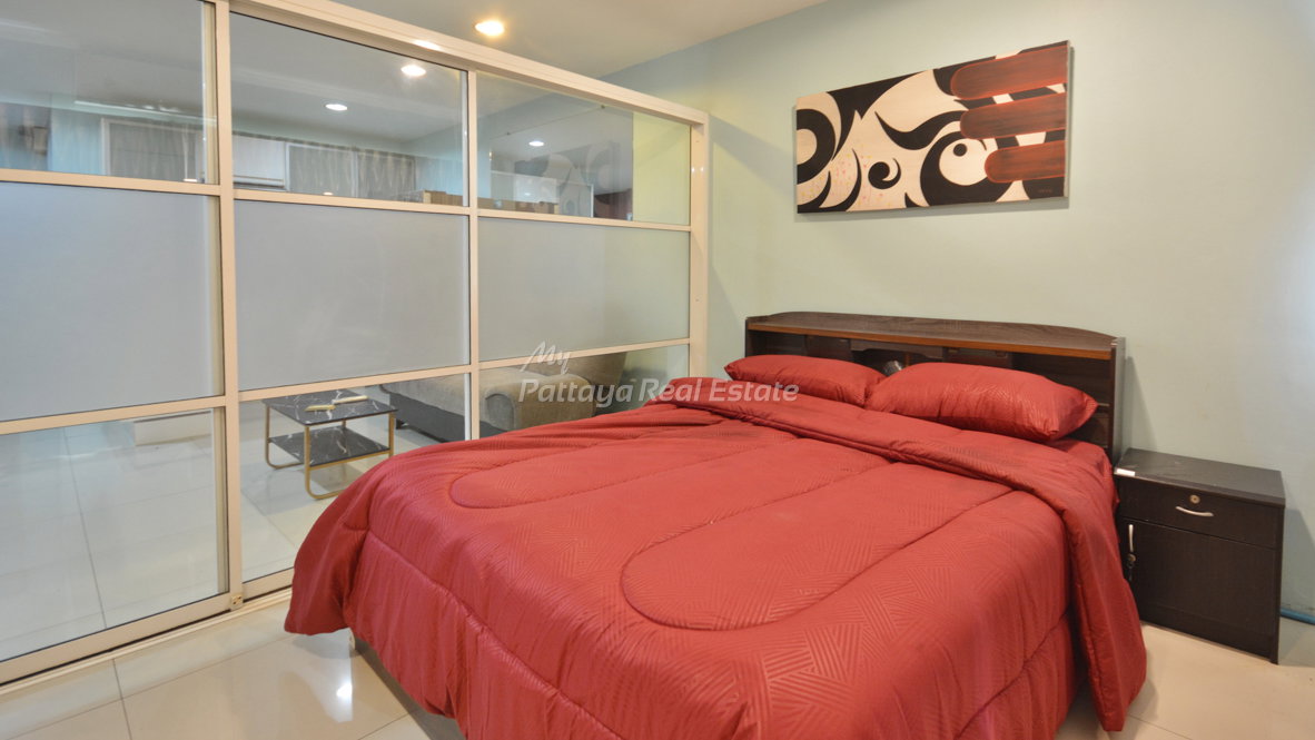 picture 🛏️ 1 Bed - 🛁 1 Bath - 🏙️ Pool View - 🌏 FOREIGN name - 🏢 TW Jomtien Beach Condominium Pattaya - Ref: TW11 - 17/20