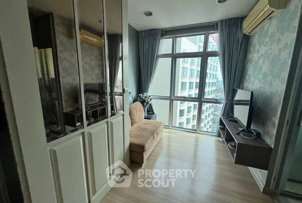 picture 1-BR Condo at Chewathai Ratchaprarop near BTS Victory Monument (ID 2988837) - 1/8