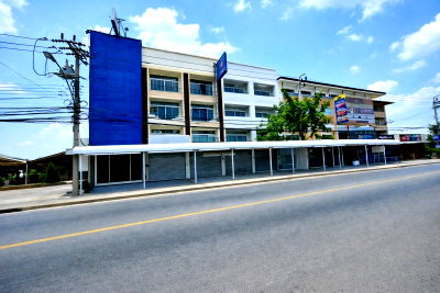 เช่าอาคารพาณิชย์ ม.นอร์ทกรุงเทพ วิทยาเขตสะพานใหม่ : อาคารพาณิชย์ 4 ชั้น 3 นอน 3 น้ำ ใกล้ตลาด เอสทีเพิ่มสิน 300 ม. และปั๊มบางจาก เพิ่มสิน สนามฟุตบอล ESP