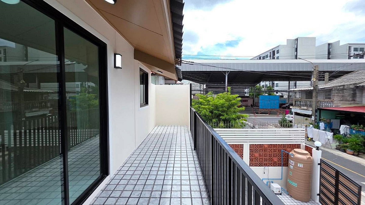 รูป บ้านแฝด สวย ๆ หมู่บ้านรัตนาธิเบศร์ บางใหญ่   อยู่หลังเซ็นทรัล เวสเกต  MRT ตลาดบางใหญ่อยู่หน้าหมู่บ้าน - รูปที่ 21/26