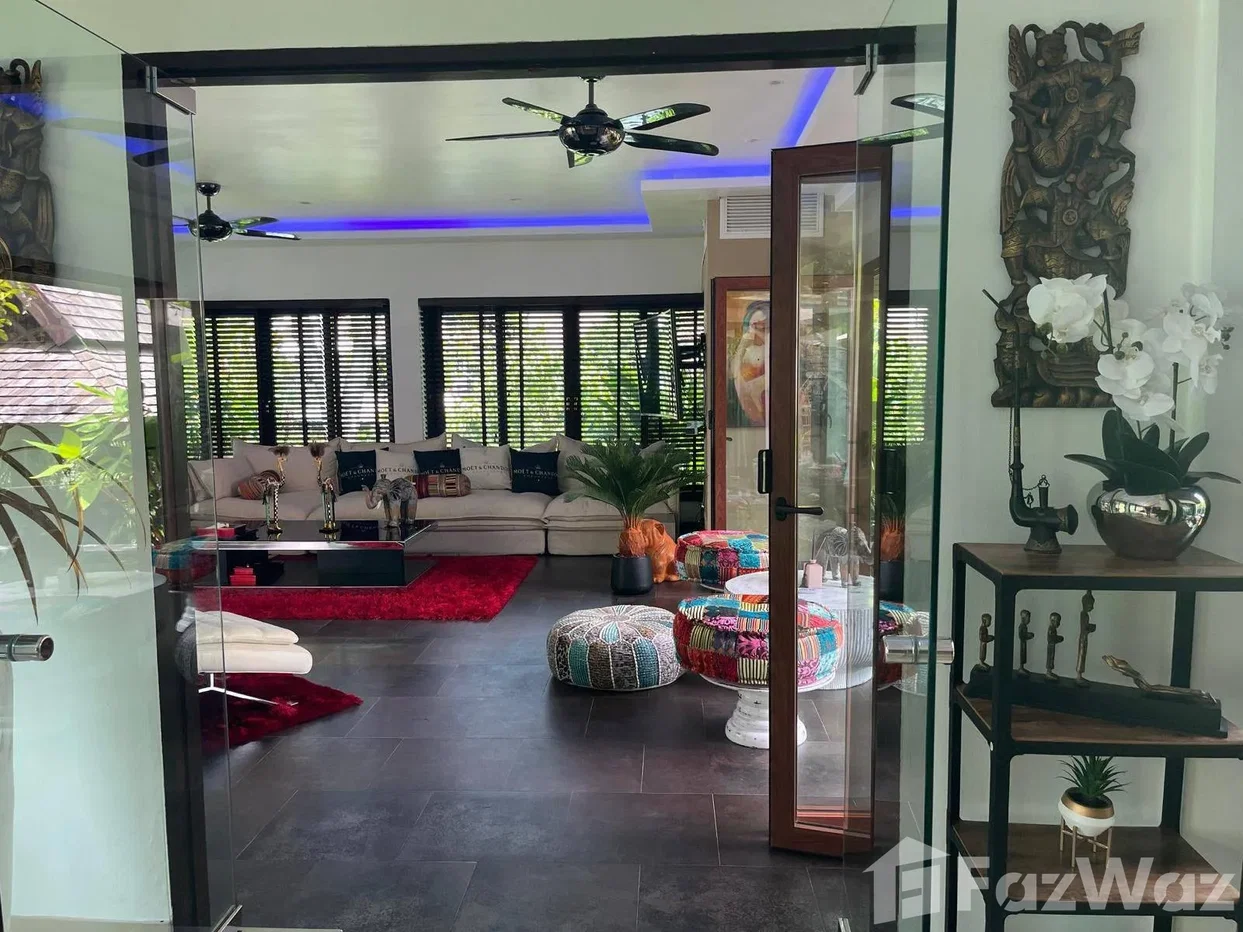 picture Hidden Gem Lakeview Villa & walking distance to Beach 6453078 - 25/49