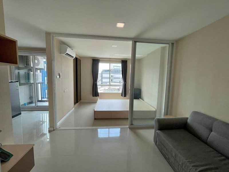 picture A050074 JW Condo - 4/7
