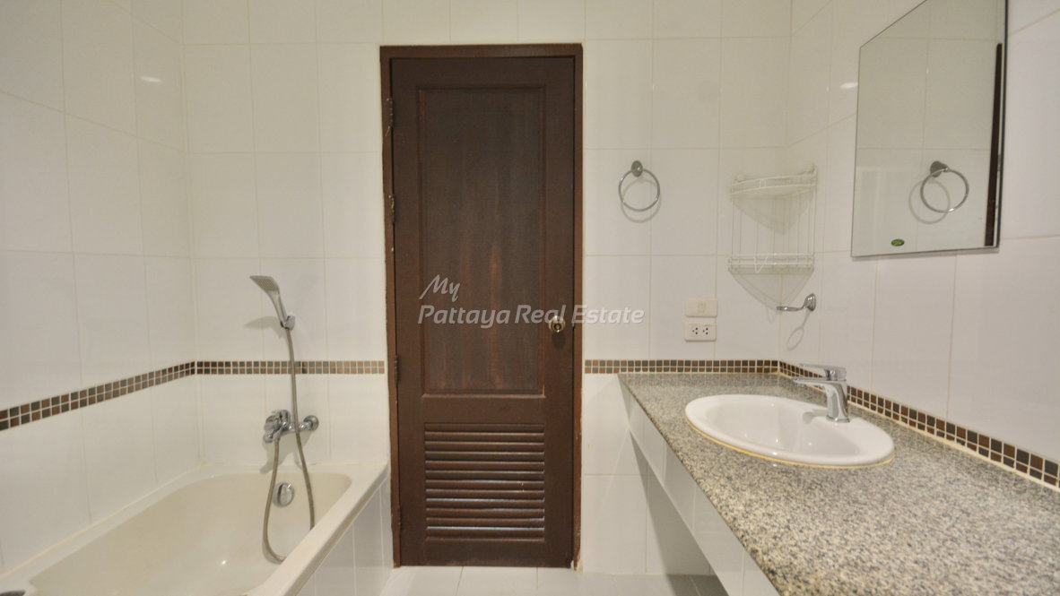 picture 🛏️ 1 Bed - 🛁 1 Bath - 🏙️ Pool View - 🌏 FOREIGN name - 🏢 TW Jomtien Beach Condominium Pattaya - Ref: TW11 - 19/20
