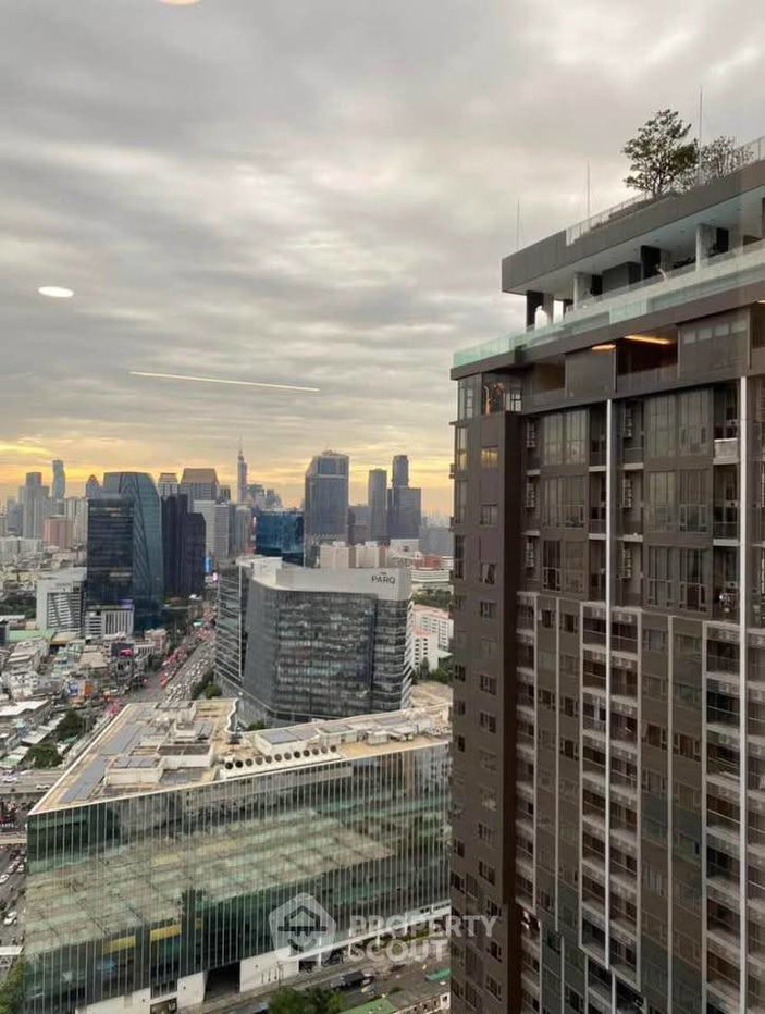 รูป คอนโด 3-ห้องนอน ที่ ไลฟ์ พระราม 4 - อโศก ใกล้ MRT ศูนย์การประชุมแห่งชาติสิริกิติ์ (ID 2991902) - รูปที่ 22/23