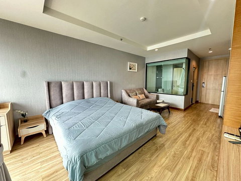 ลัดดาพลัส ศรีราชา ห้องวิวทะเล เฟอร์นิเจอร์ครบ พร้อมเข้าอยู่ทันที