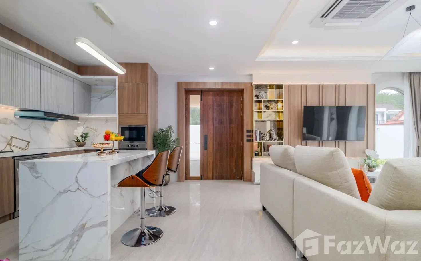 picture luxury pool villa for rent 6453304 - 8/18