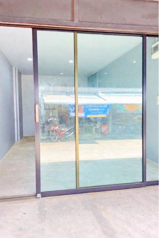 รูป ฟิวเจอร์พาร์ค รังสิต 4.8 กม.ถ.เอกทักษิณ ร้านค้าห้องกระจก 1 น้ำ ใกล้ ม.รังสิต 350 ม. พื้นที่ 9.5 ตร.ว. 38 ตร.ม. - รูปที่ 3/8