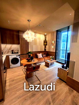 ขายคอนโด : 31 sqm 1 Bedroom Condo on High Floor at Noble Emmerse Phrom Phong, Khlong Toei Bangkok